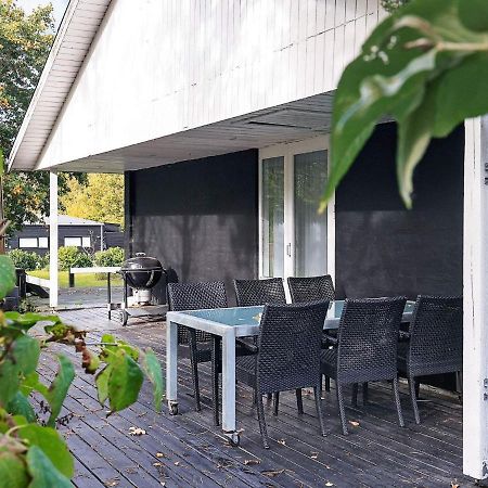 8 Person Holiday Home In Skals Exterior photo