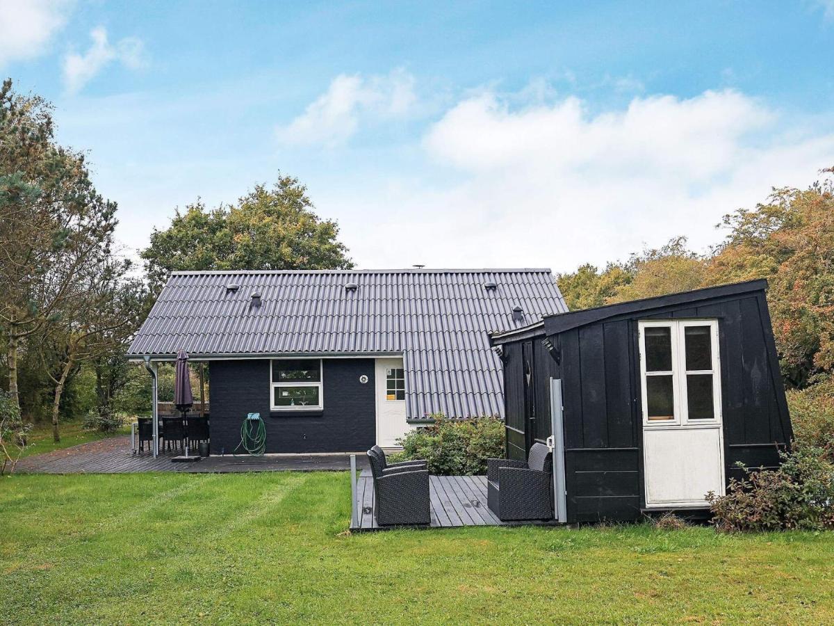 8 Person Holiday Home In Skals Exterior photo